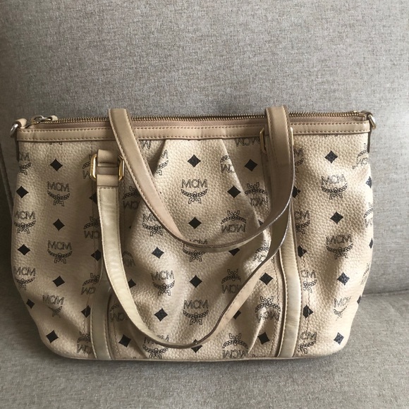 Authentic MCM Vicetos tote - Picture 2 of 8